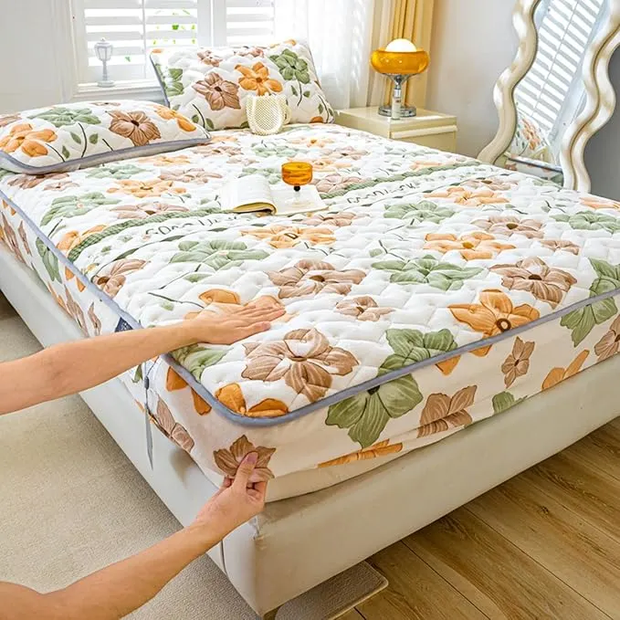 Quilted Floral Fitted Mattress Protector with 360° Elastic Skirt